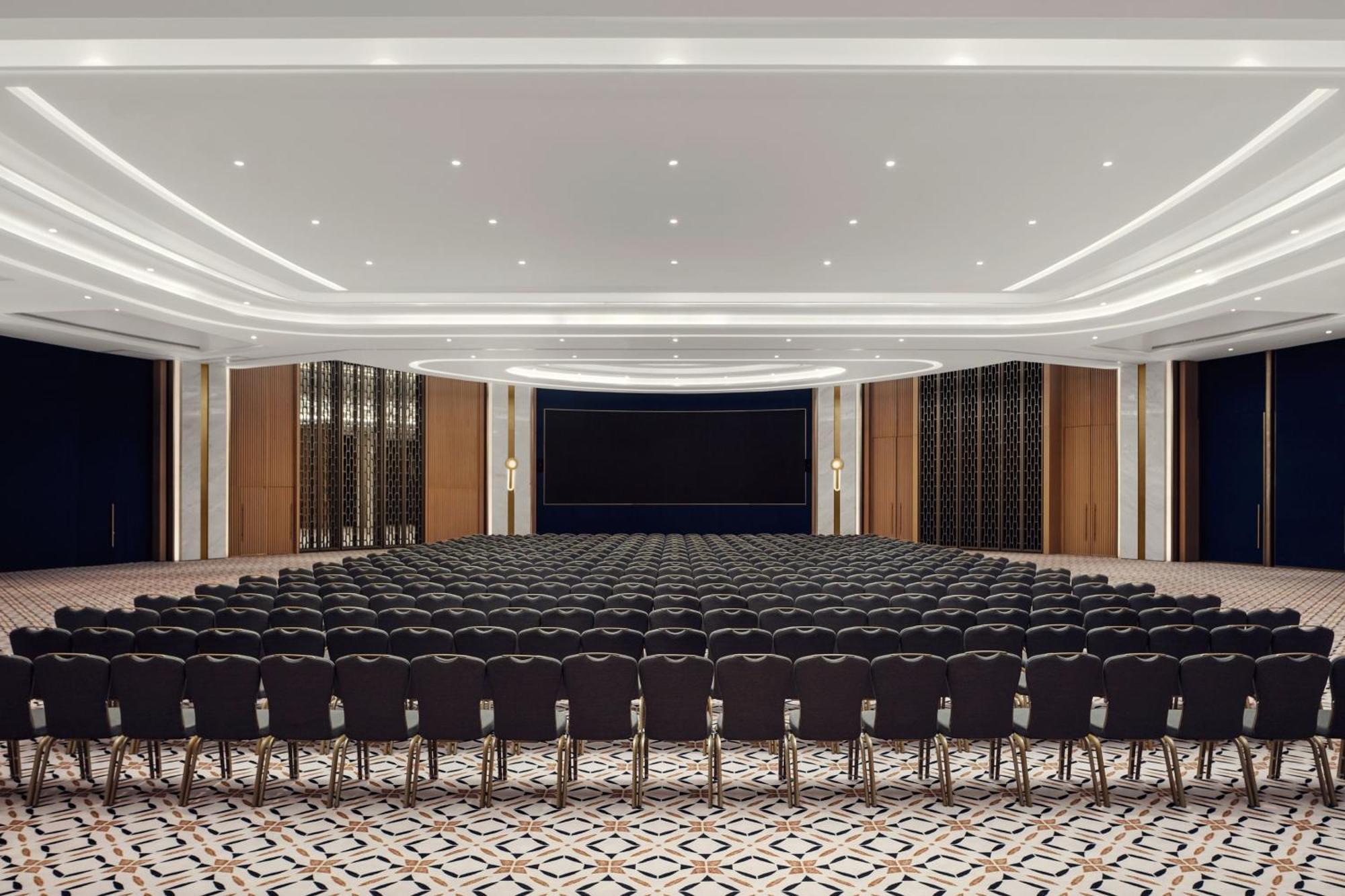 The St Regis Al Mouj 5* Muscat