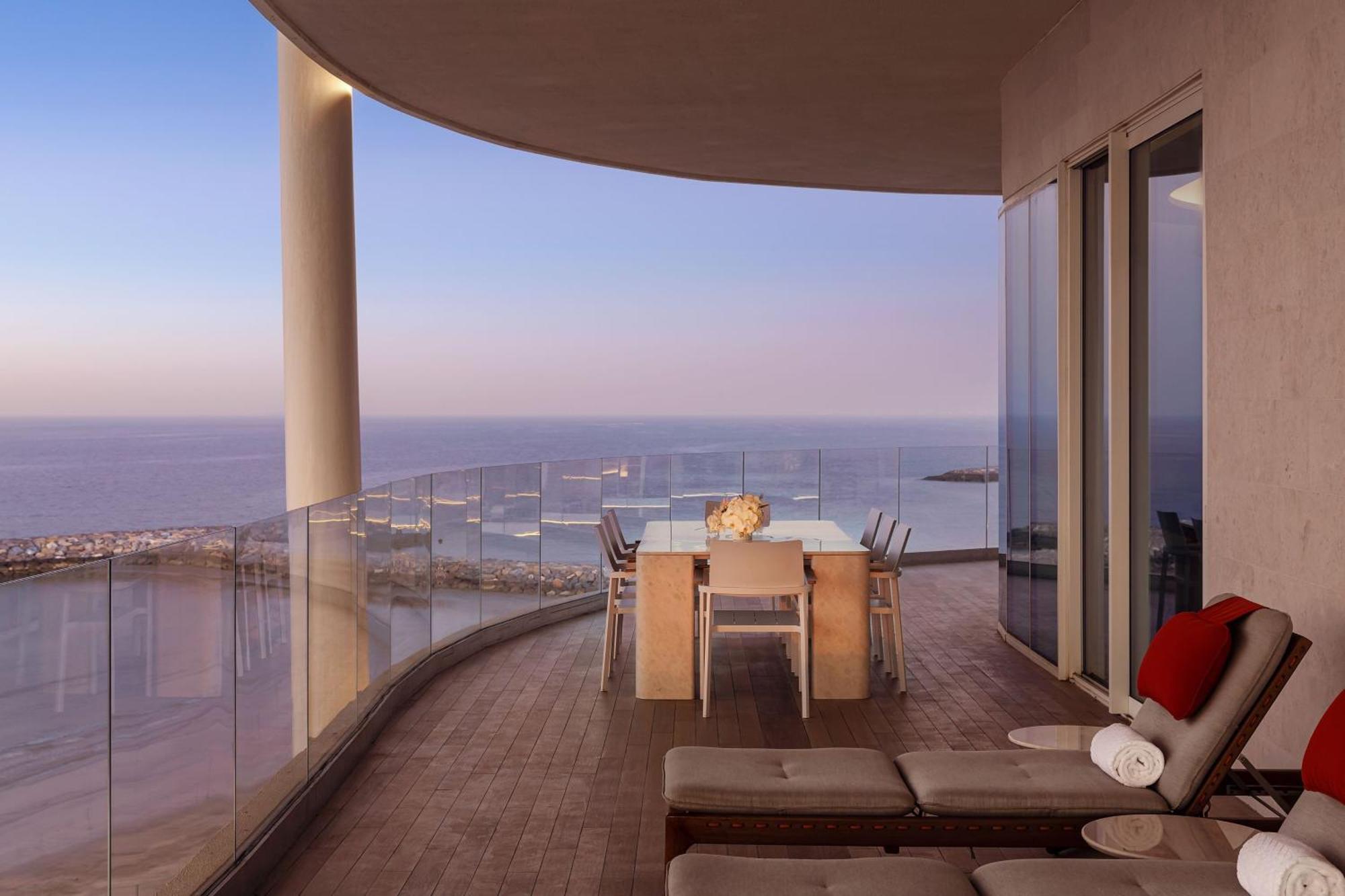 The St. Regis Al Mouj منتجع 5*