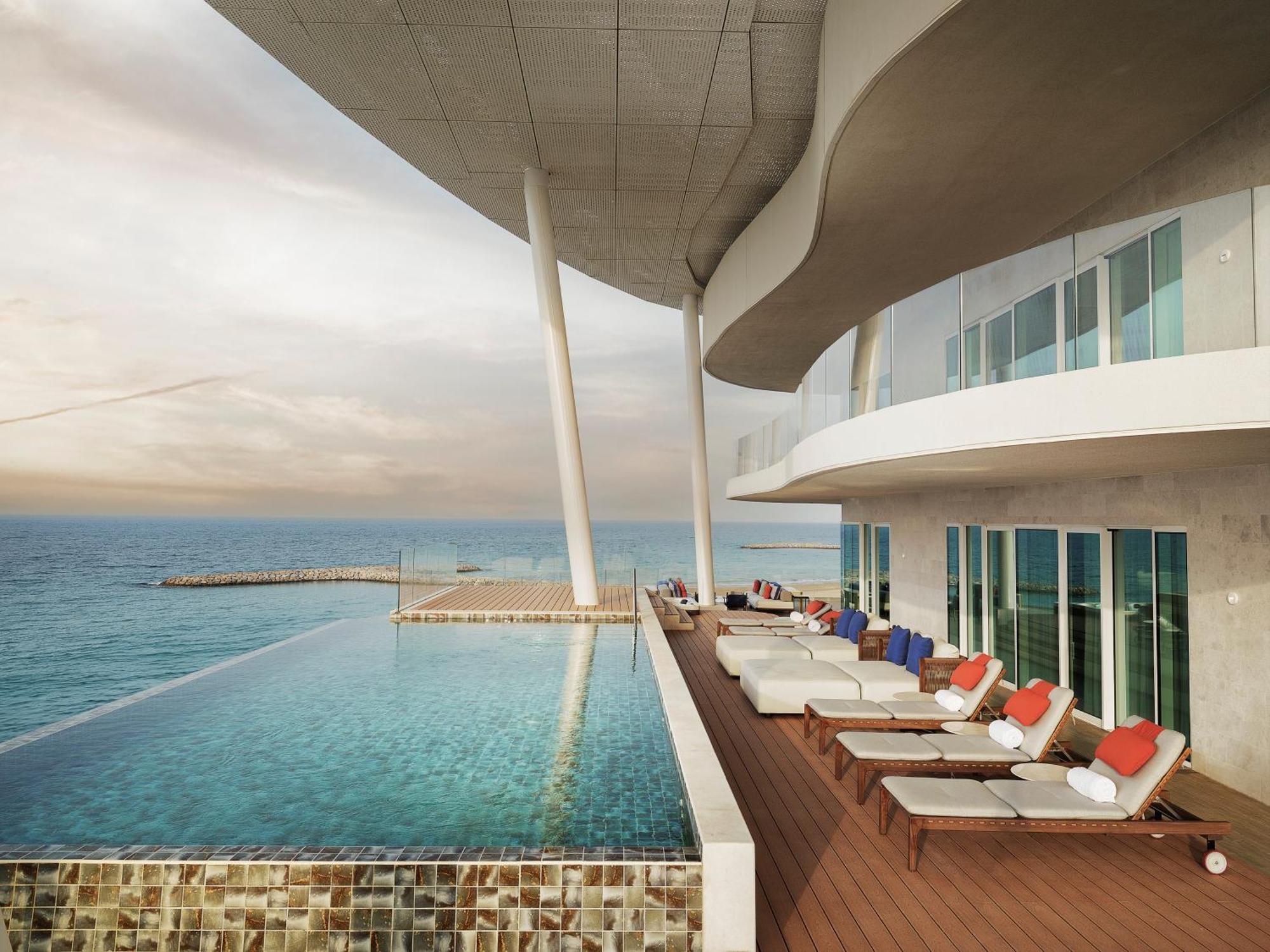 The St. Regis Al Mouj 5* مسقط
