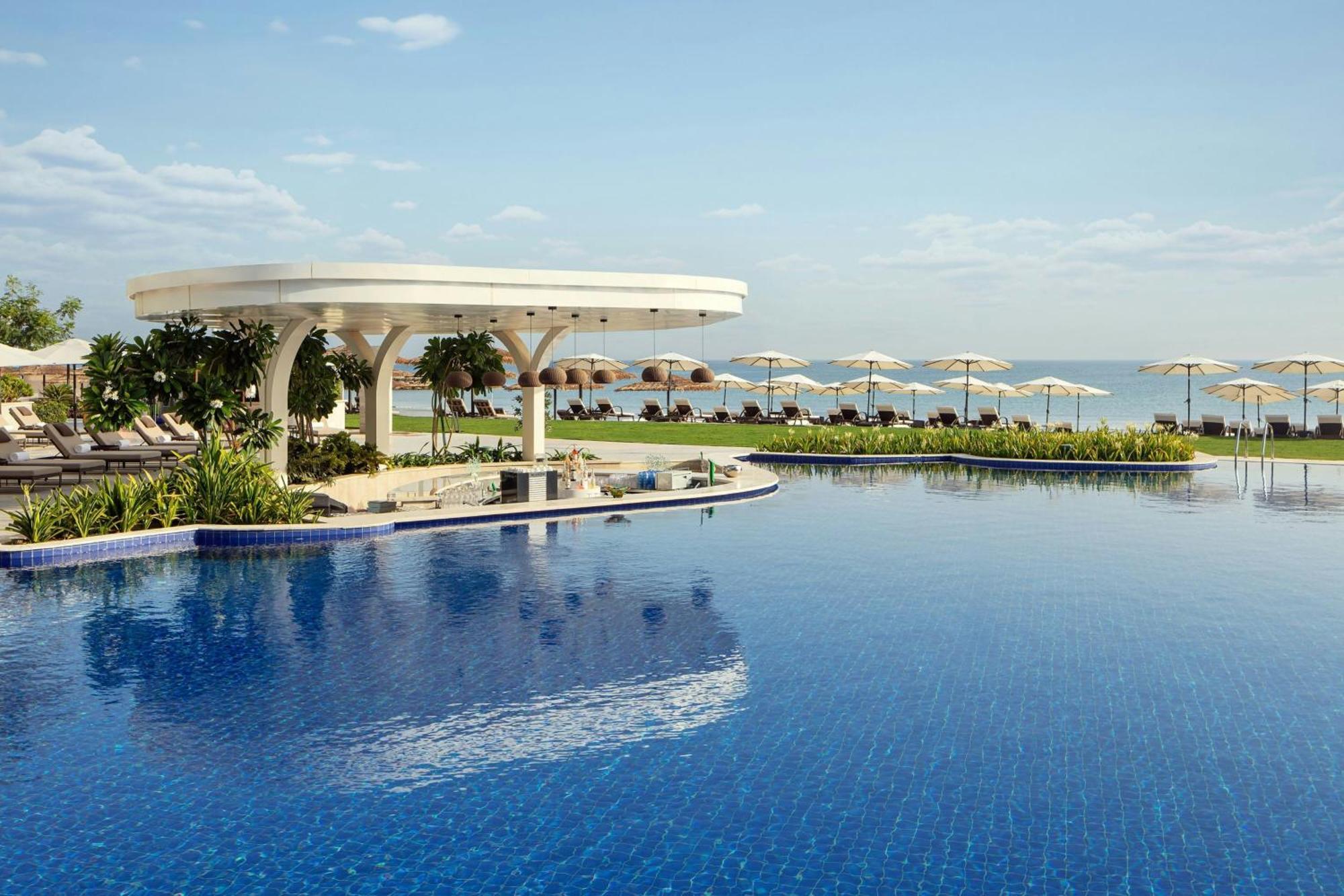 The St. Regis Al Mouj مسقط